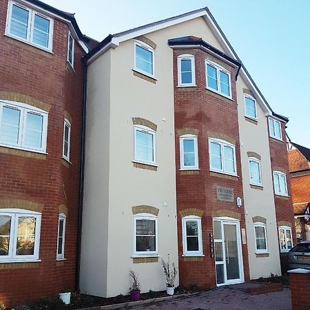 Apartamento Ybc Court, Aldershot Exterior foto