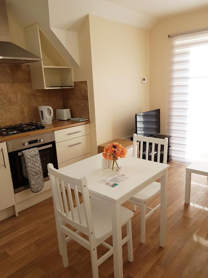 Apartamento Ybc Court, Aldershot Exterior foto