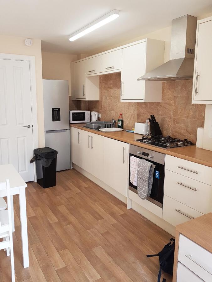 Apartamento Ybc Court, Aldershot Exterior foto