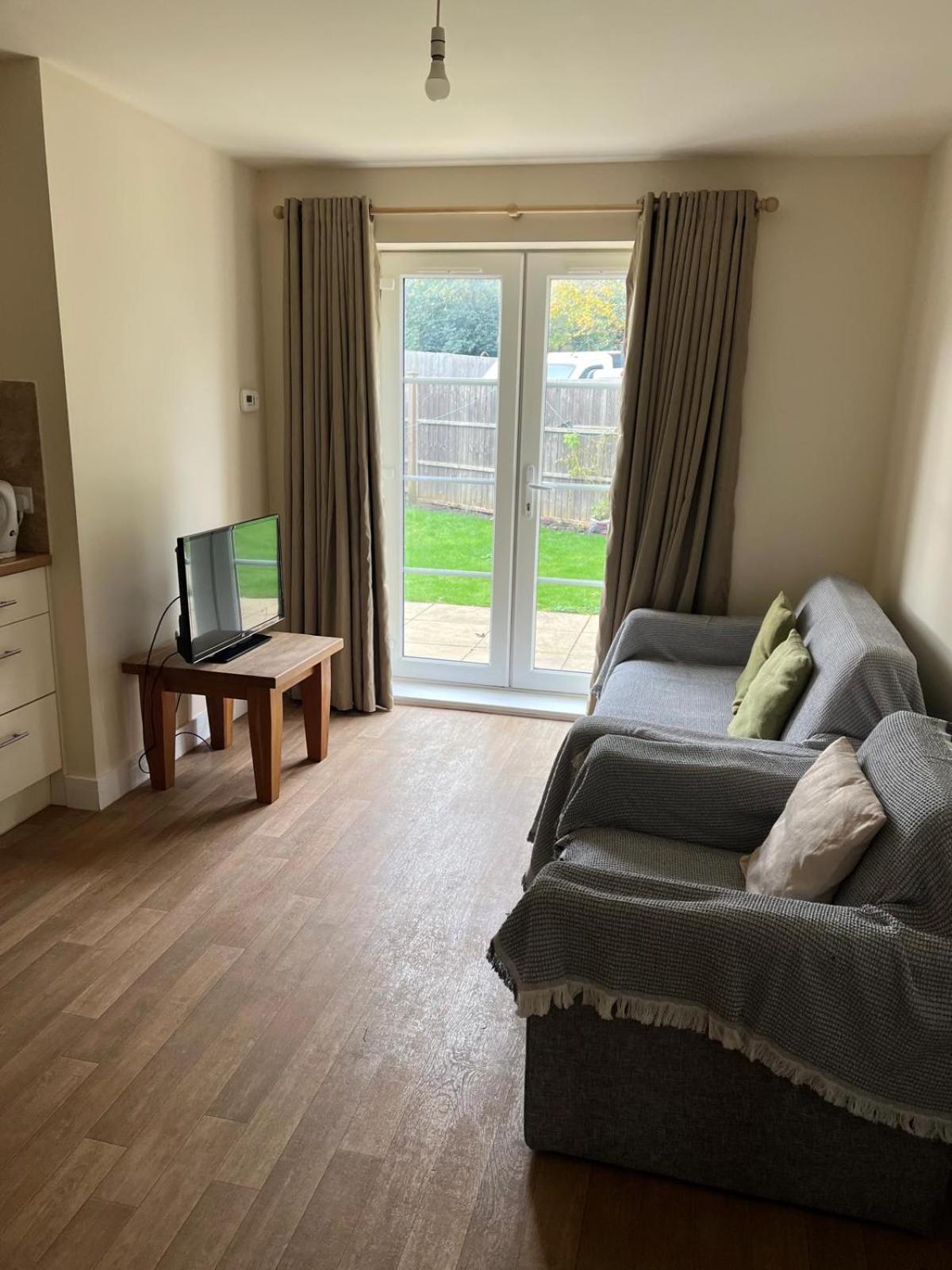 Apartamento Ybc Court, Aldershot Exterior foto
